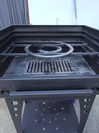 Barbacoa de hierro fuerte para carbón o leña !!