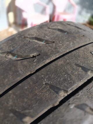 Cuatro neumáticos Toyo 185/580 R15 Competición