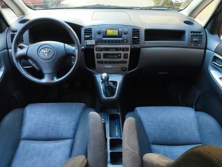 Toyota Corolla 2004