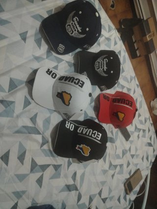 Lote 5 Gorras Senador Ecuador