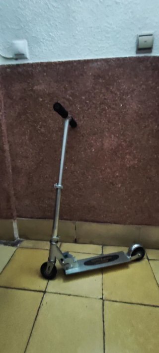 Patinete aluminio plegable ligero