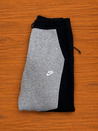 Sudadera Nike Tech Fleece Negra y Gris