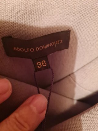 Vestido beige con cinturón negro Talla S