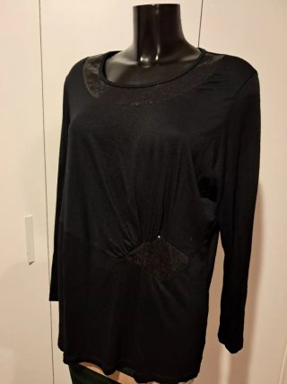 Blusa negra manga larga