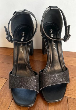 Sandalias negras tacón glitter