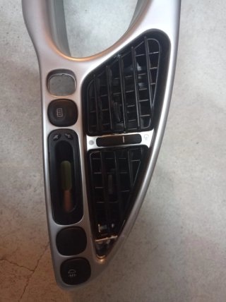 Marco aireadores Reloj Ford Puma / Fiesta