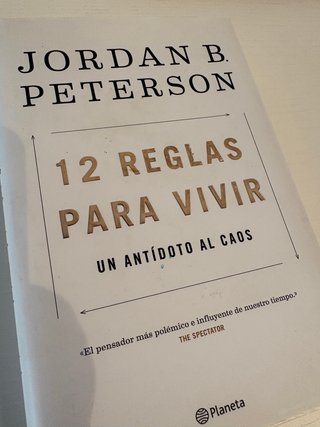 12 reglas para vivir : un antídoto al caos