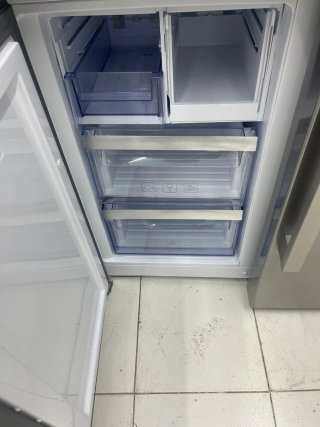 Nevera Americana marca Beko 6mess garantía
