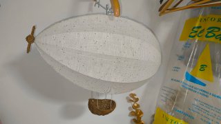Lámpara Zepelín Zara Home Infantil