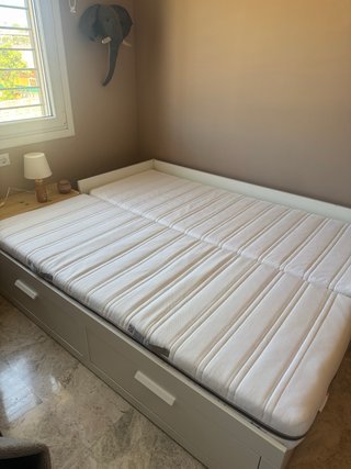 Cama individual doble Ikea Brimnes