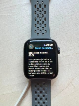 Apple Watch SE 44mm + 8 cinturini