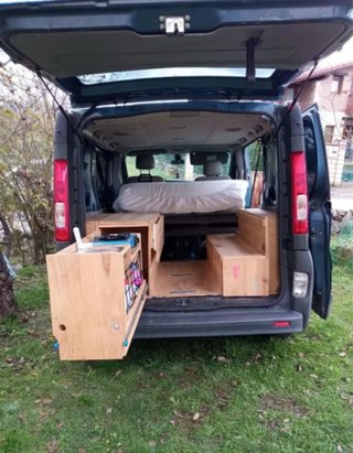Mueble camper y colchón
