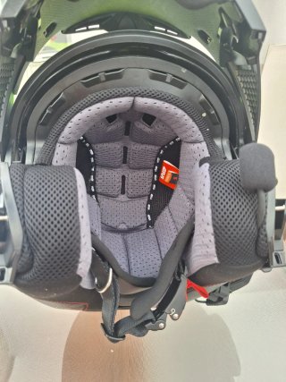Cascos Givi Modulares