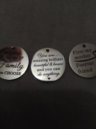 Colgantes para pulseras con frases inspiradoras
