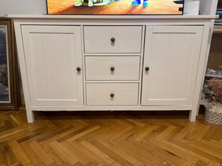 Aparador Hemnes IKEA