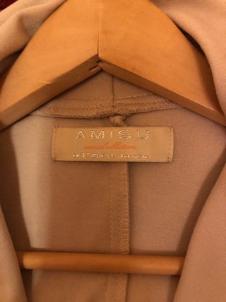 Vestido tipo abrigo beige