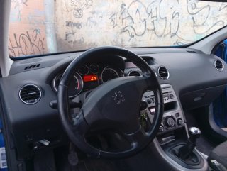 Peugeot 308 2011