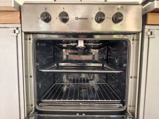 Cocina de gas Meireles con horno. NEGOCIABLE