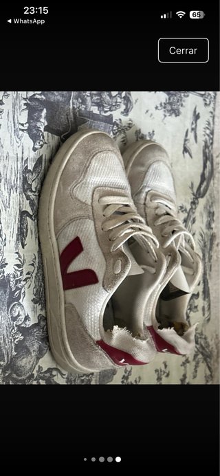 Zapatillas Veja burdeos talla 36