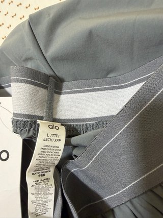 Pantalón Alo Yoga Gris Nuevo con Etiquetas