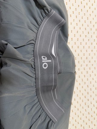 Pantalón Alo Yoga Gris Nuevo con Etiquetas