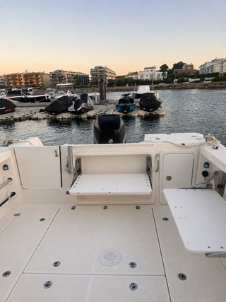 Barco Quicksilver Pilothouse 755