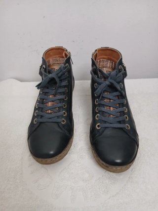 Botines Pikolinos Mujer Azul Marino y Dorado.