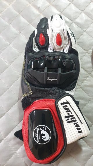 Guantes de moto nuevos.