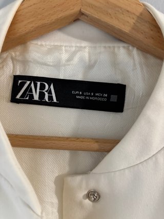 Chaqueta bomber de Zara (Talla S).