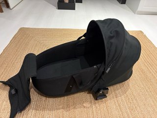 Passeggino Babyzen Yoyo Nero Duro
