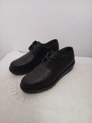 Scarpe da donna Camper nere e blu
