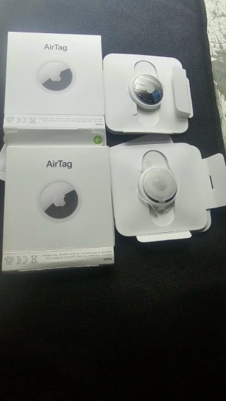 Coppia Apple AirTag