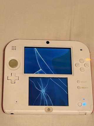 Nintendo 2DS per parti