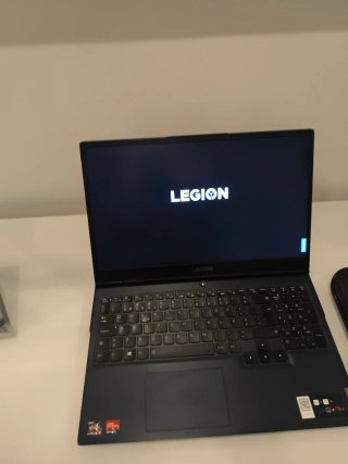 Portátil Lenovo Legion 5