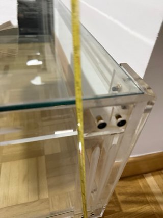 Mesa baja cristal y metacrilato rebajada