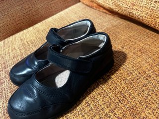 Zapatos Cole Haan Negros Niña talla 31