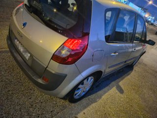 Coche Renault Scenic 2008
