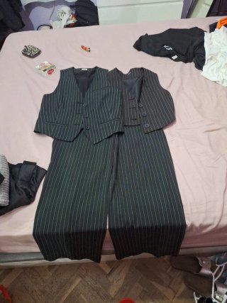 Traje rayas chaleco y pantalón