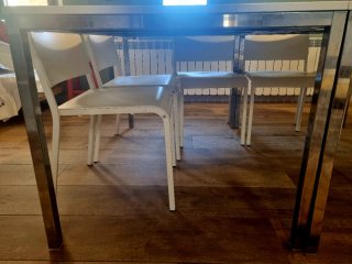 Mesa y Sillas Comedor