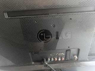TV LG 24'' Negra