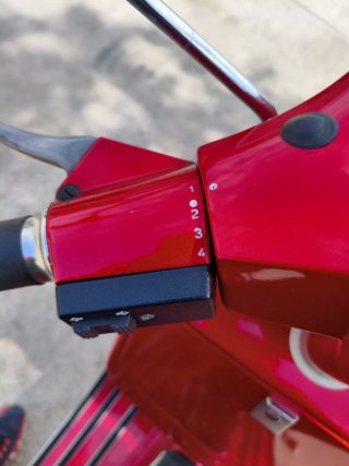 Vespa Iris 200