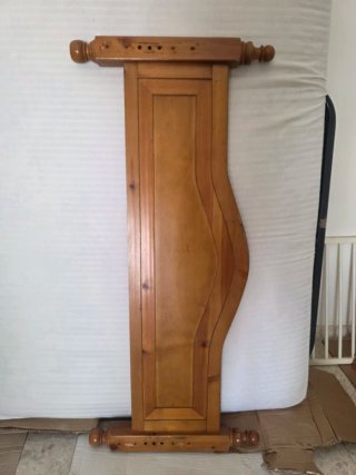 Cabecero de madera rústico