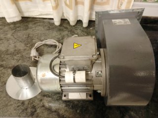 Extractor de aire industrial