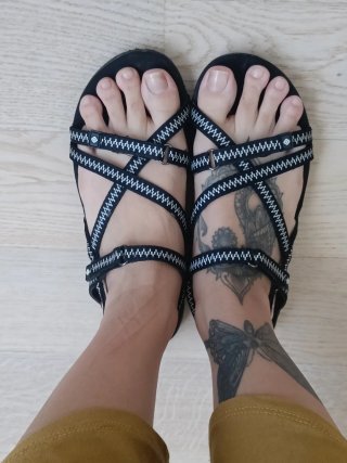 Sandalias Trekking y Senderismo Izas