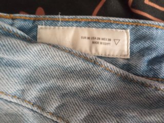 Pantalón de hombre  corto vaquero d Zara Talla S