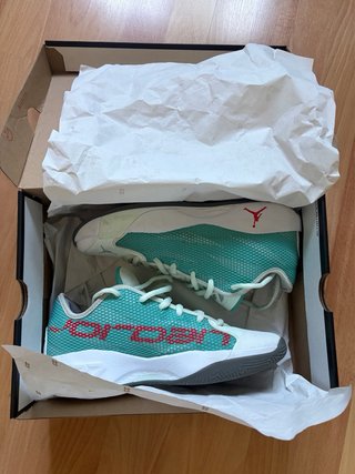 Zapatillas Jordan Luka 77 Teal/Blanco