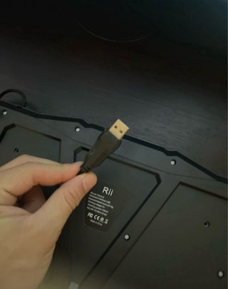 Tastiera Gaming Rii con LED RGB