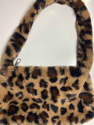 Bolso de pelo estampado leopardo