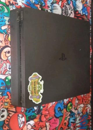 Consola PS4 + 7 Juegos