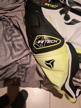 Mono R-Tech Moto Carretera Negro/Blanco/Amarillo